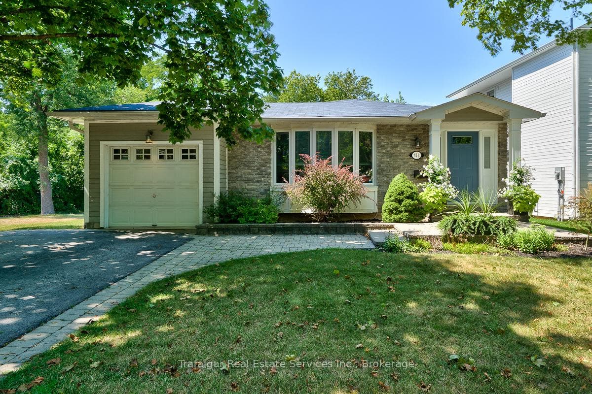 461 Maple Avenue photo 1