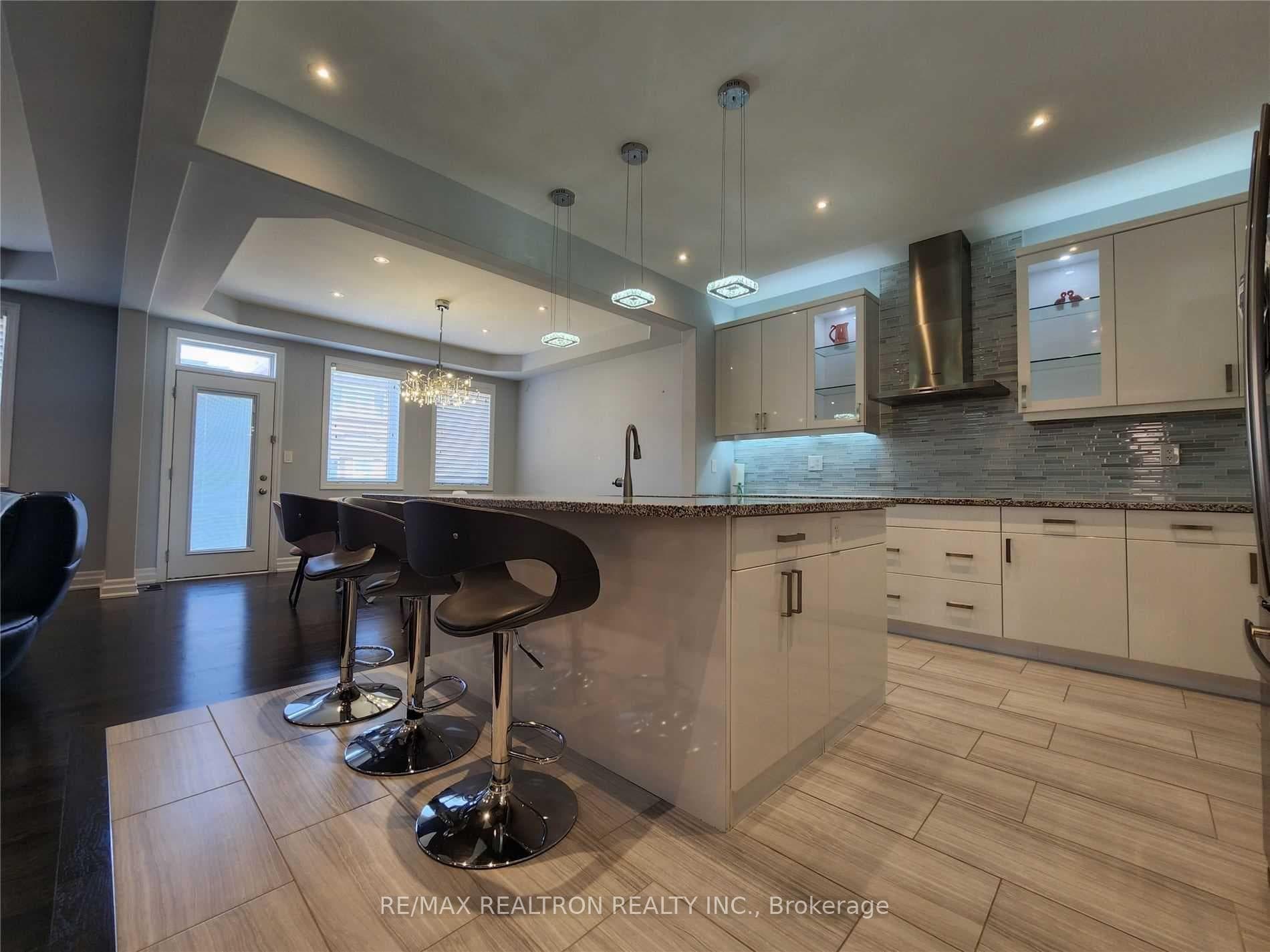 223 Thomas Phillips Drive photo 8