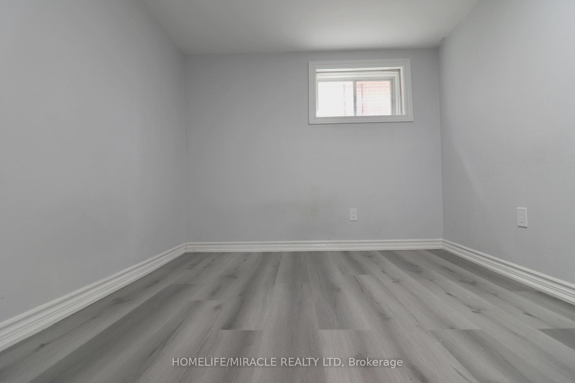 169 Heiman Street photo 32