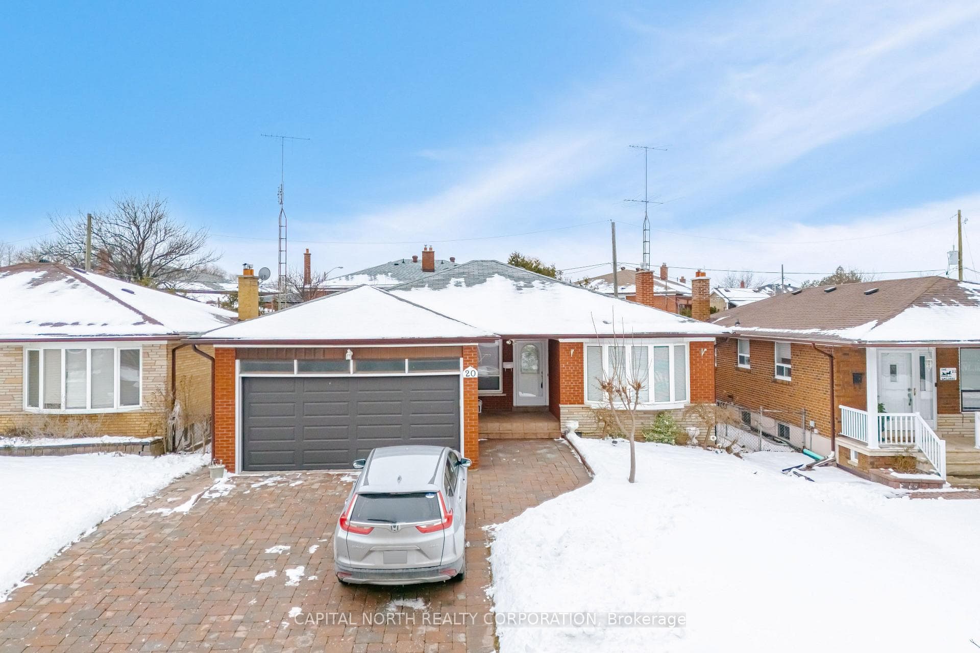 20 Maryhill Drive photo 1