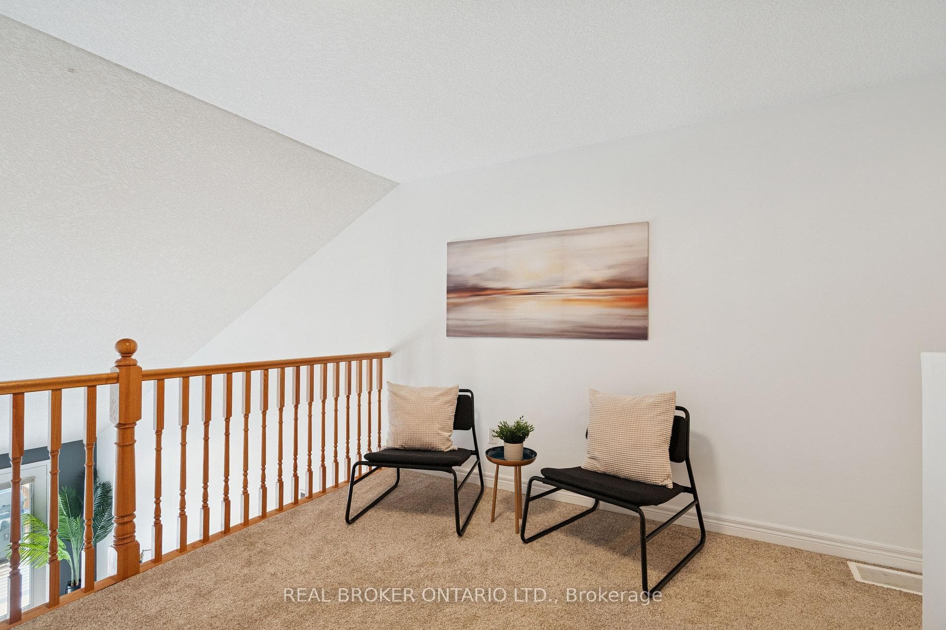 75 Doctor Moore Court photo 27