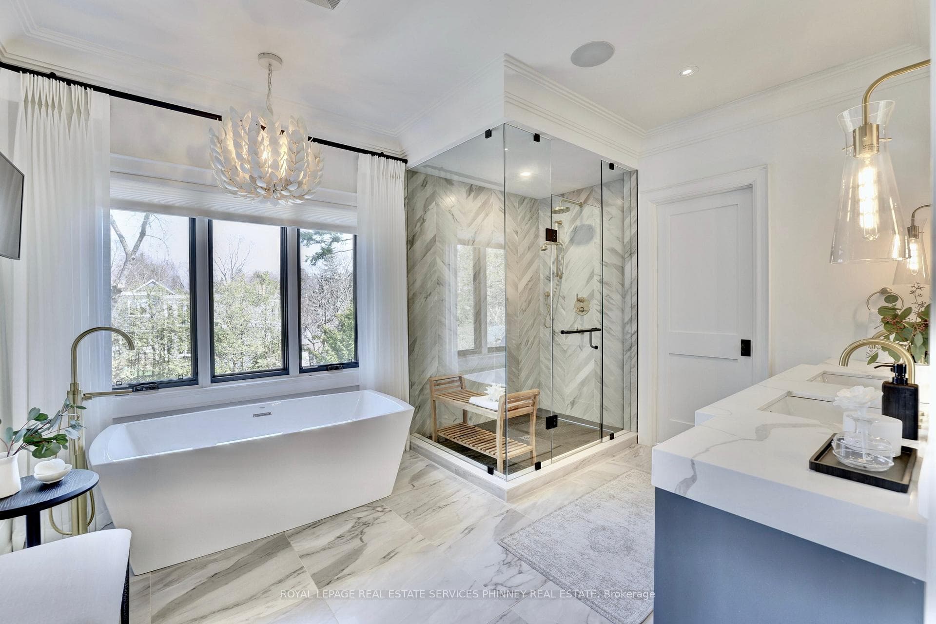 179 Douglas Avenue photo 24