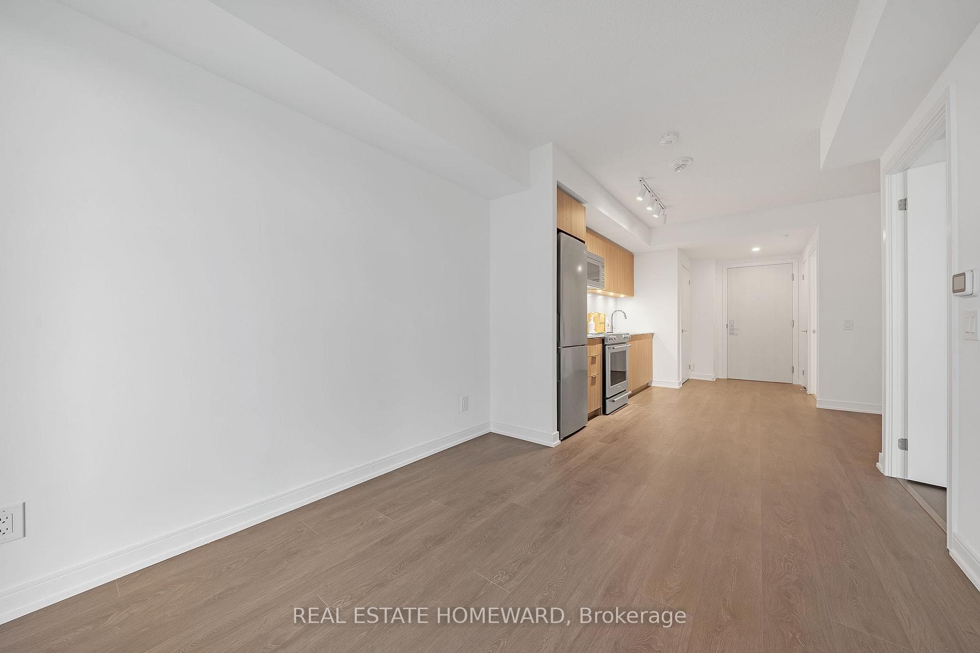 30 Samuel Wood Way Unit 1005 photo 9