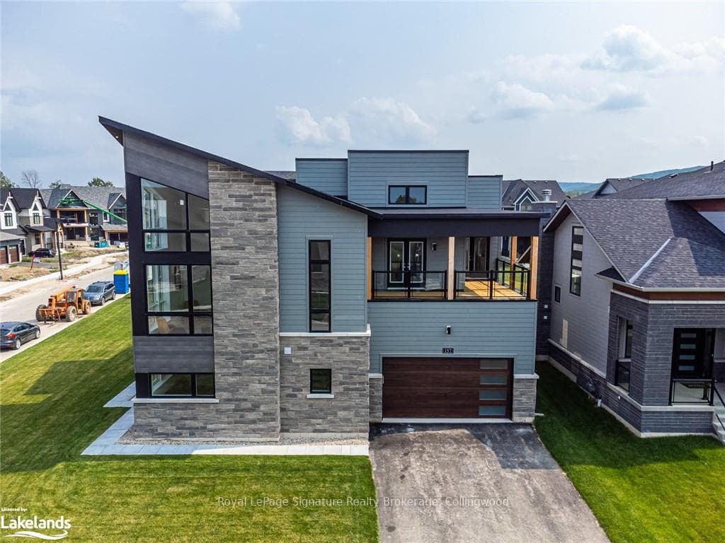 157 SPRINGSIDE Crescent photo 6