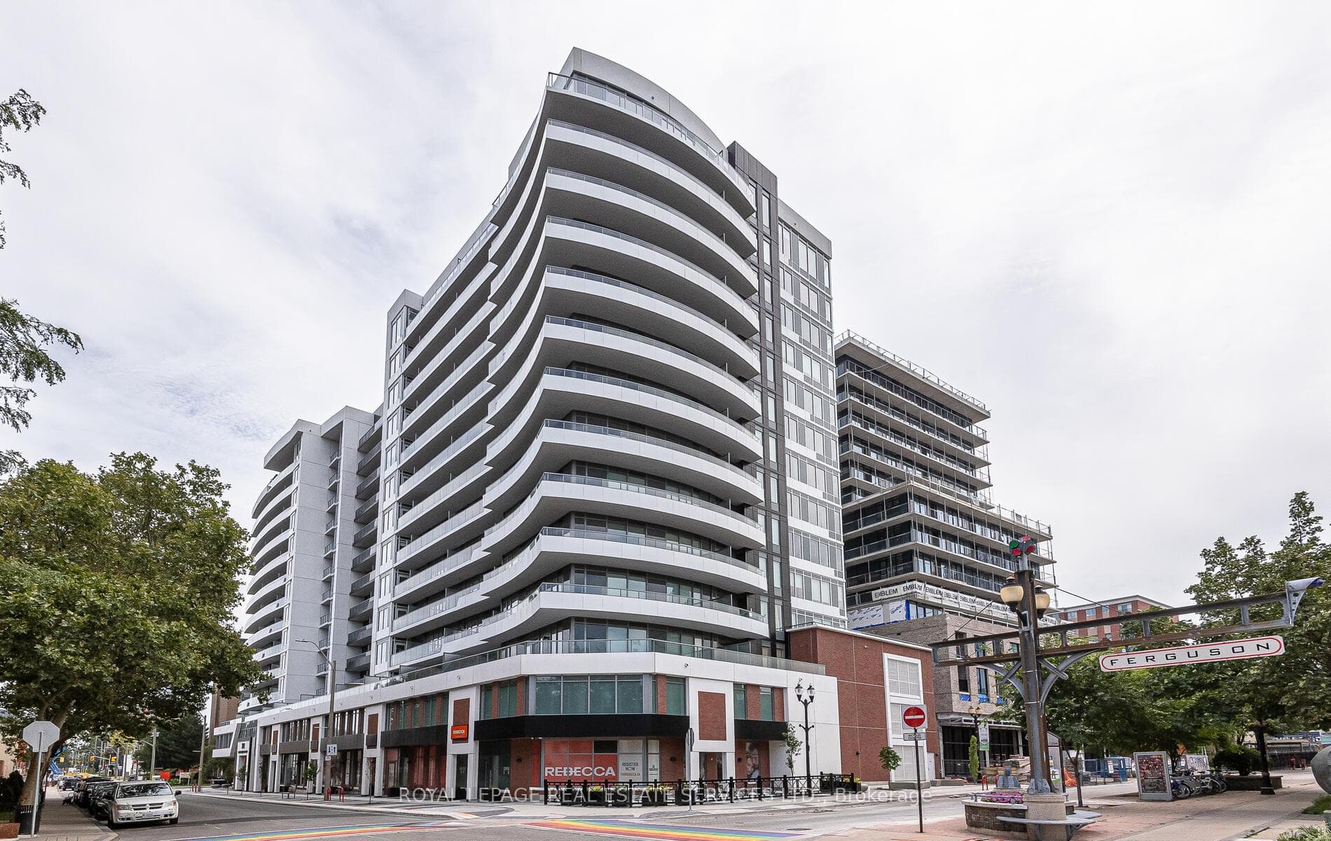 212 King William Street Unit 708 photo 1