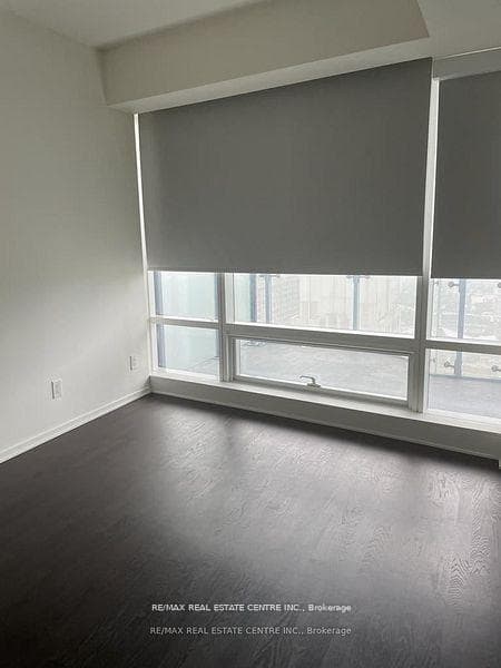1 Bloor Street Unit 5107 photo 7