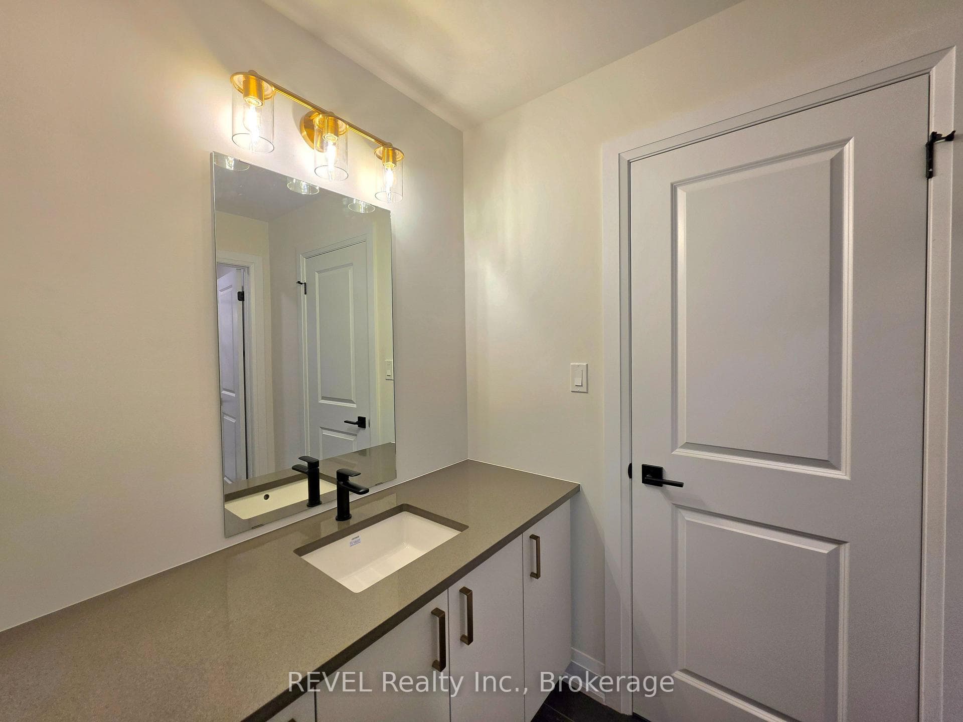 6438 SUNSHINE Common photo 13