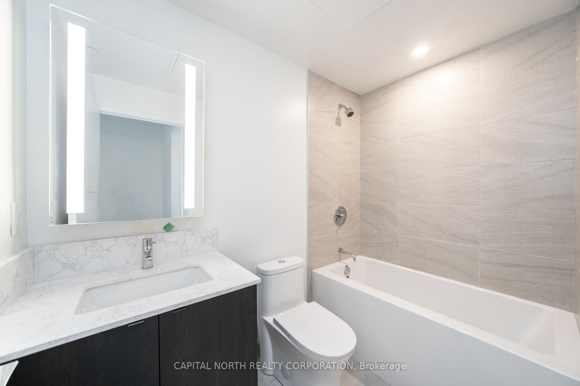 270 Dufferin Street Unit LP10 photo 19