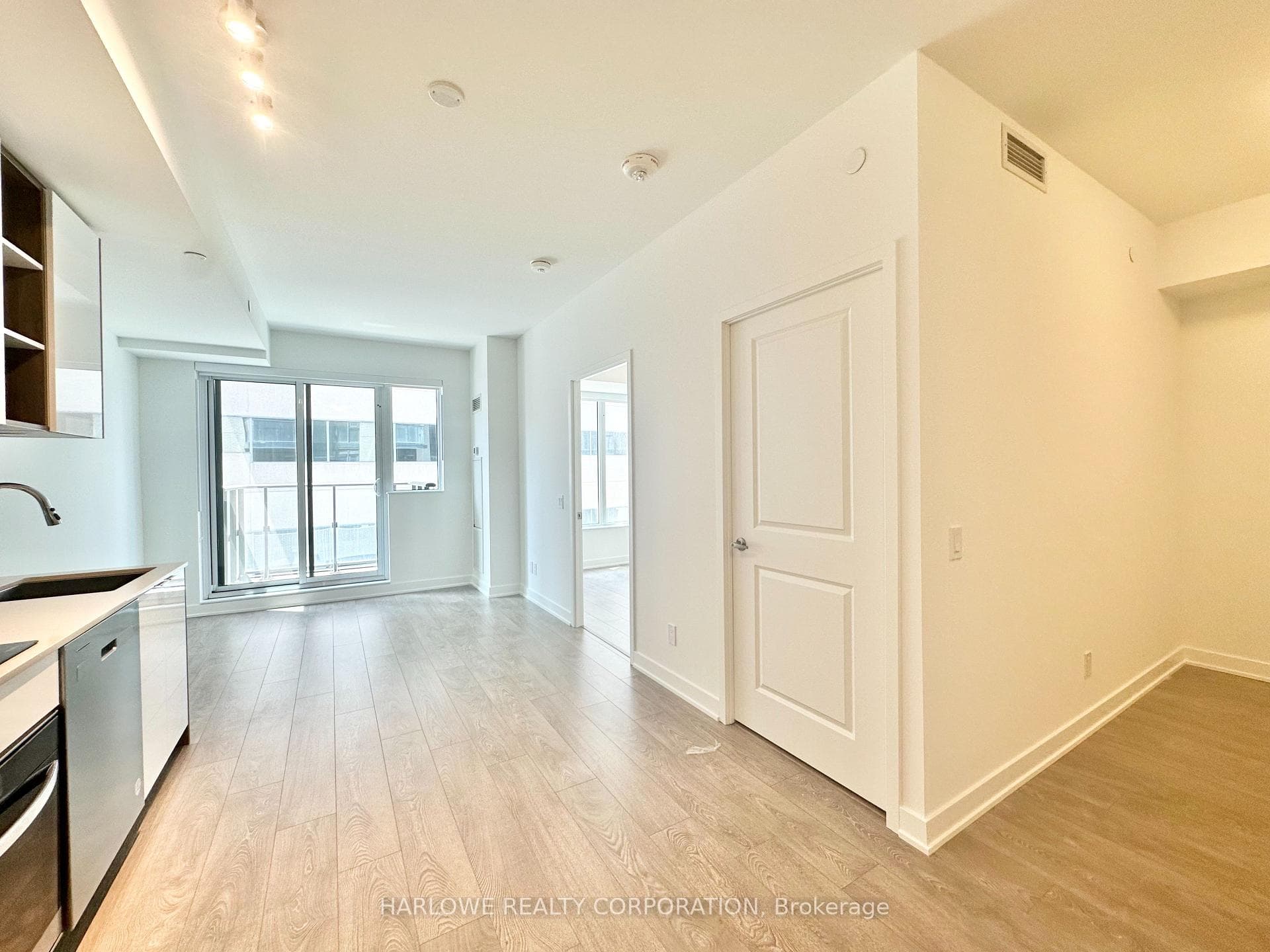 543 Richmond Street Unit 928 photo 1