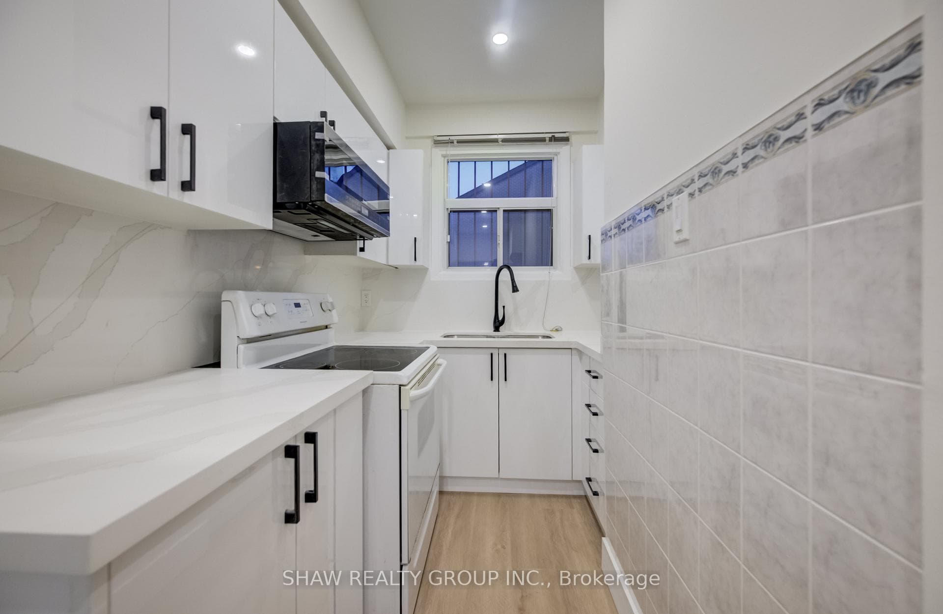275 Broadview Avenue Unit 149 photo 10