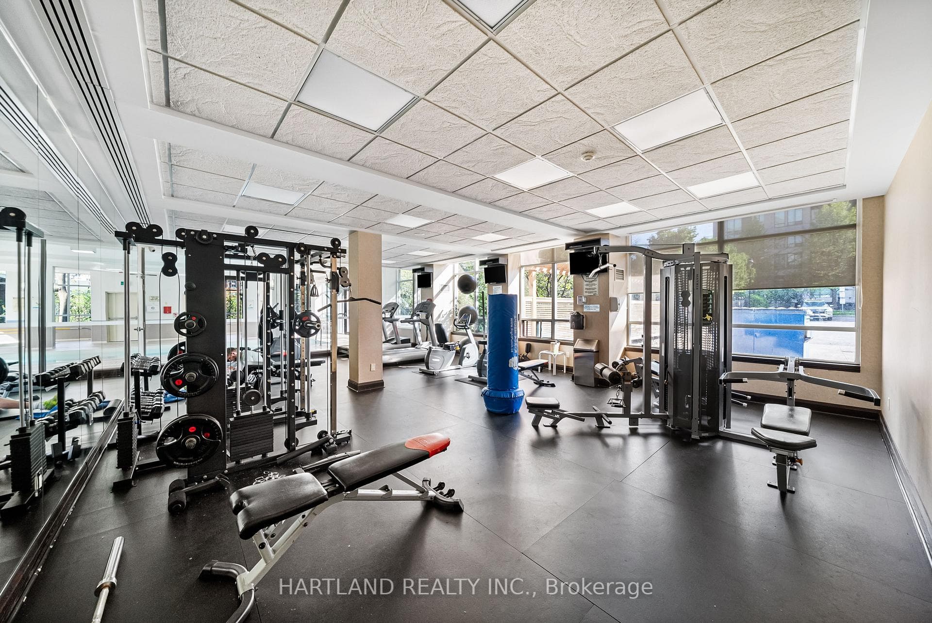 3504 Hurontario Street Unit 2701 photo 30