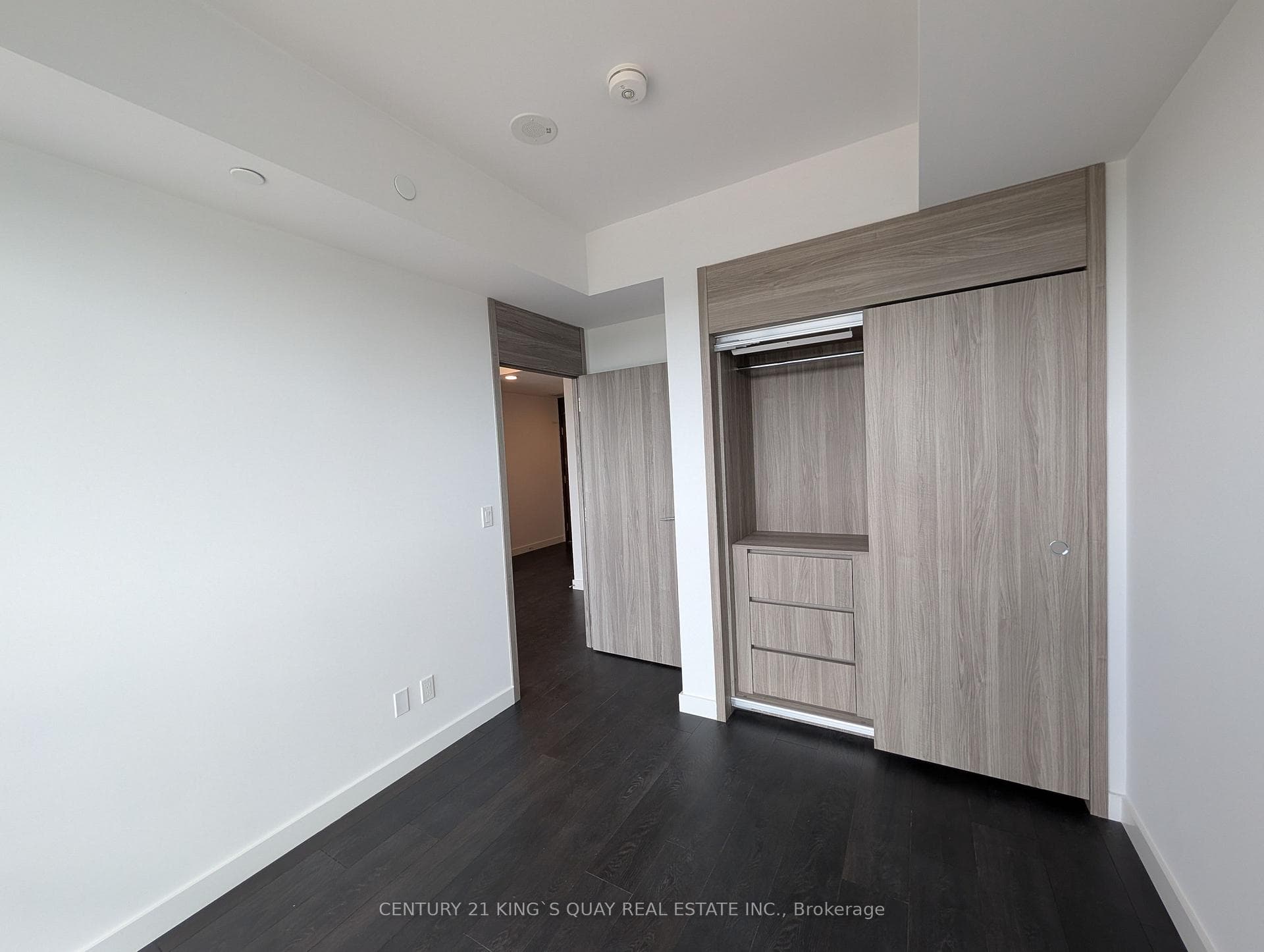 68 Esther Shiner Boulevard Unit 1809 photo 6