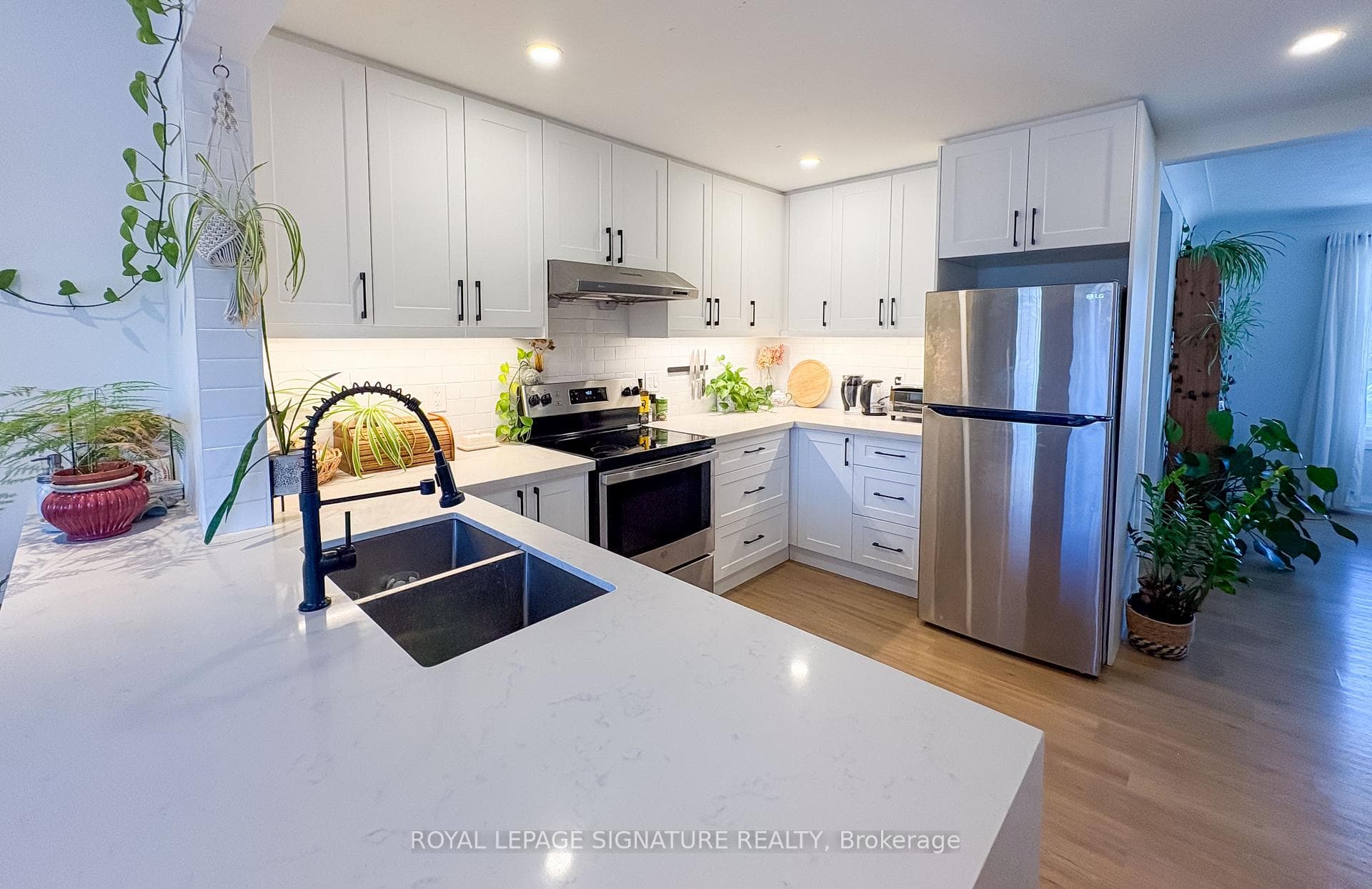 437 Upper Kenilworth Avenue Unit Unit #Main photo 25