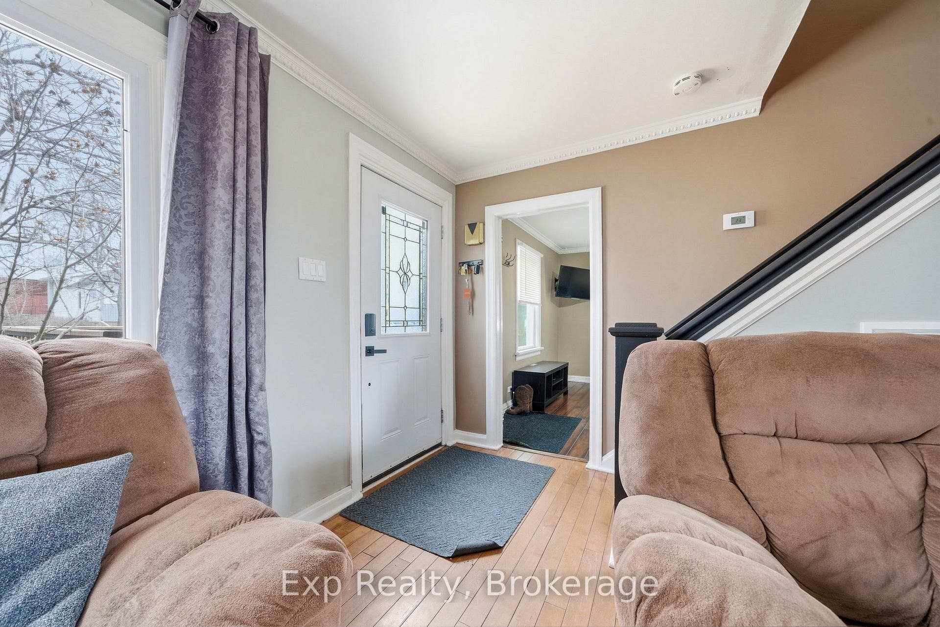 10 Valleyview Crescent photo 3