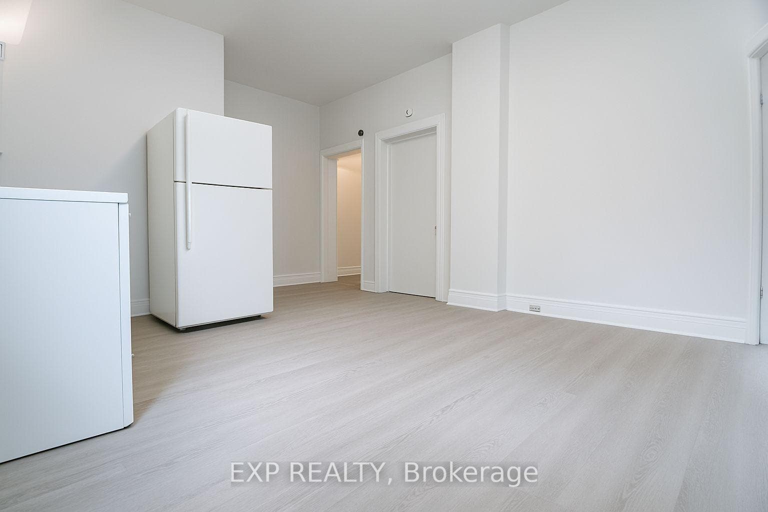 207 Gamble Avenue Unit Main photo 4