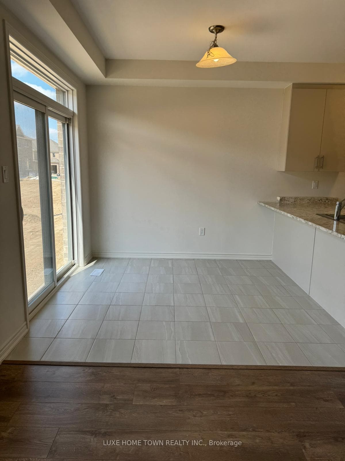 74 Prest Way photo 3