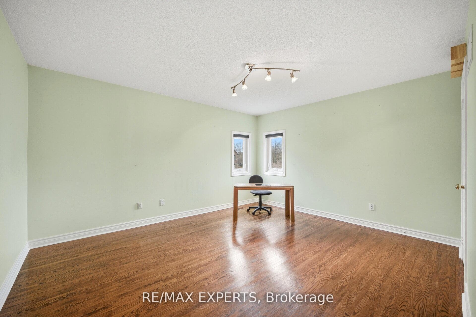 65 Brumwell Street photo 37