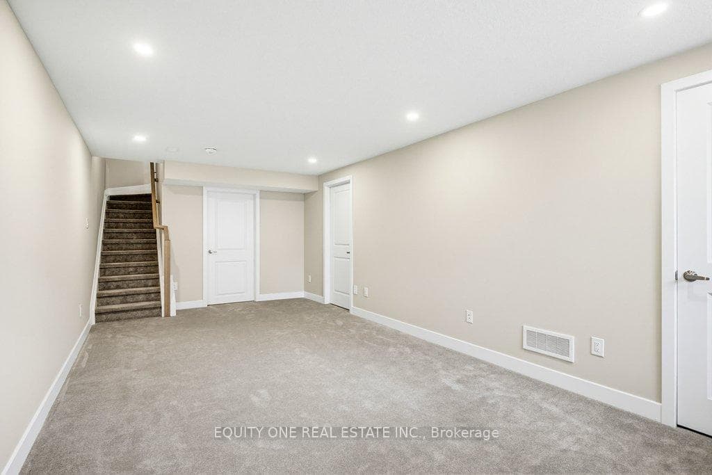 2033 Allegrini Terrace photo 39
