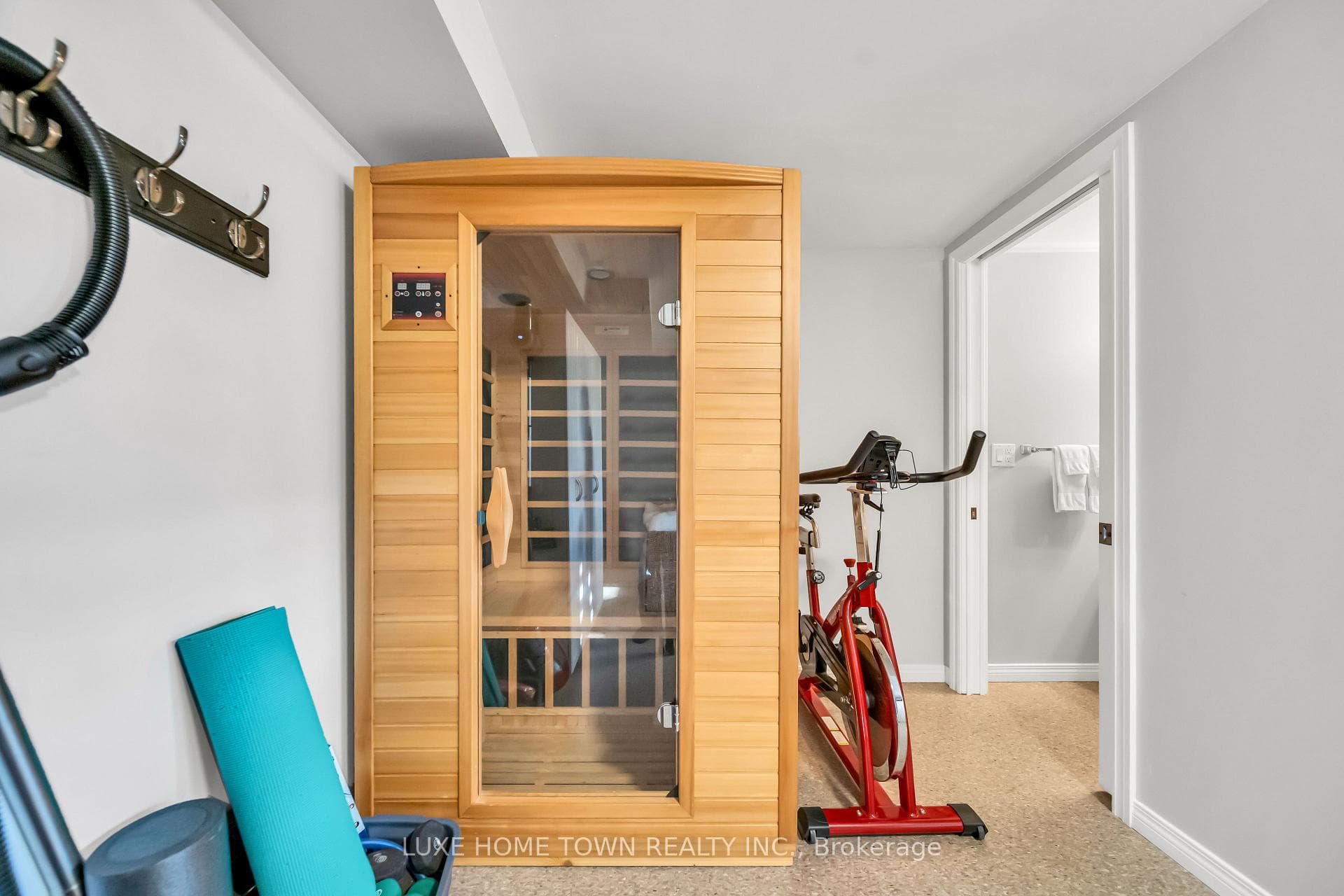 12 Mcnab Drive photo 32
