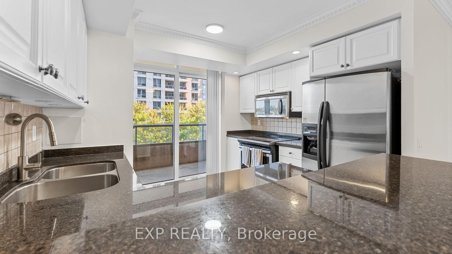 5233 Dundas Street Unit 420 photo 11