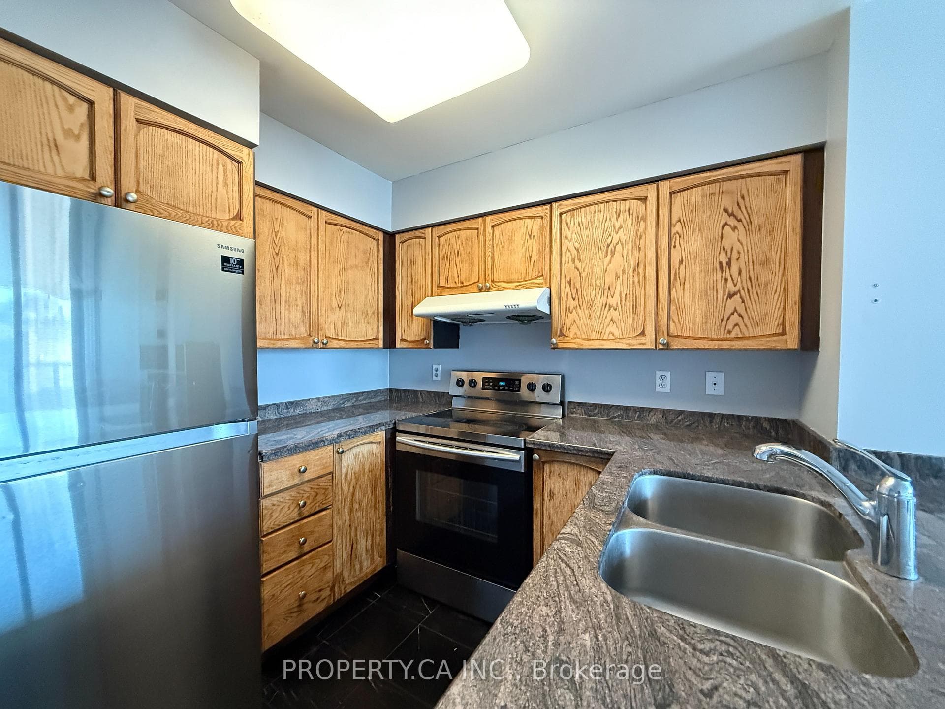 750 Bay Street Unit 2503 photo 21