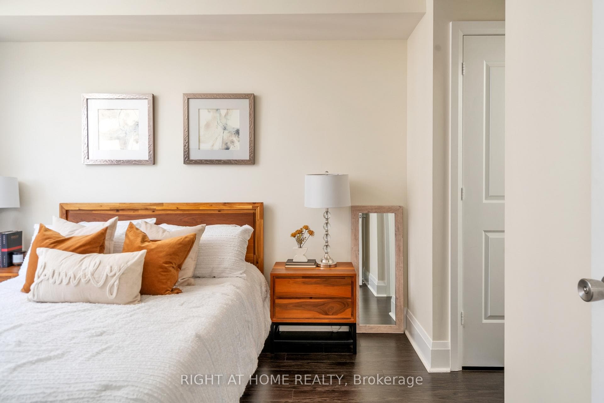 100 Harrison Garden Boulevard Unit 1607 photo 17