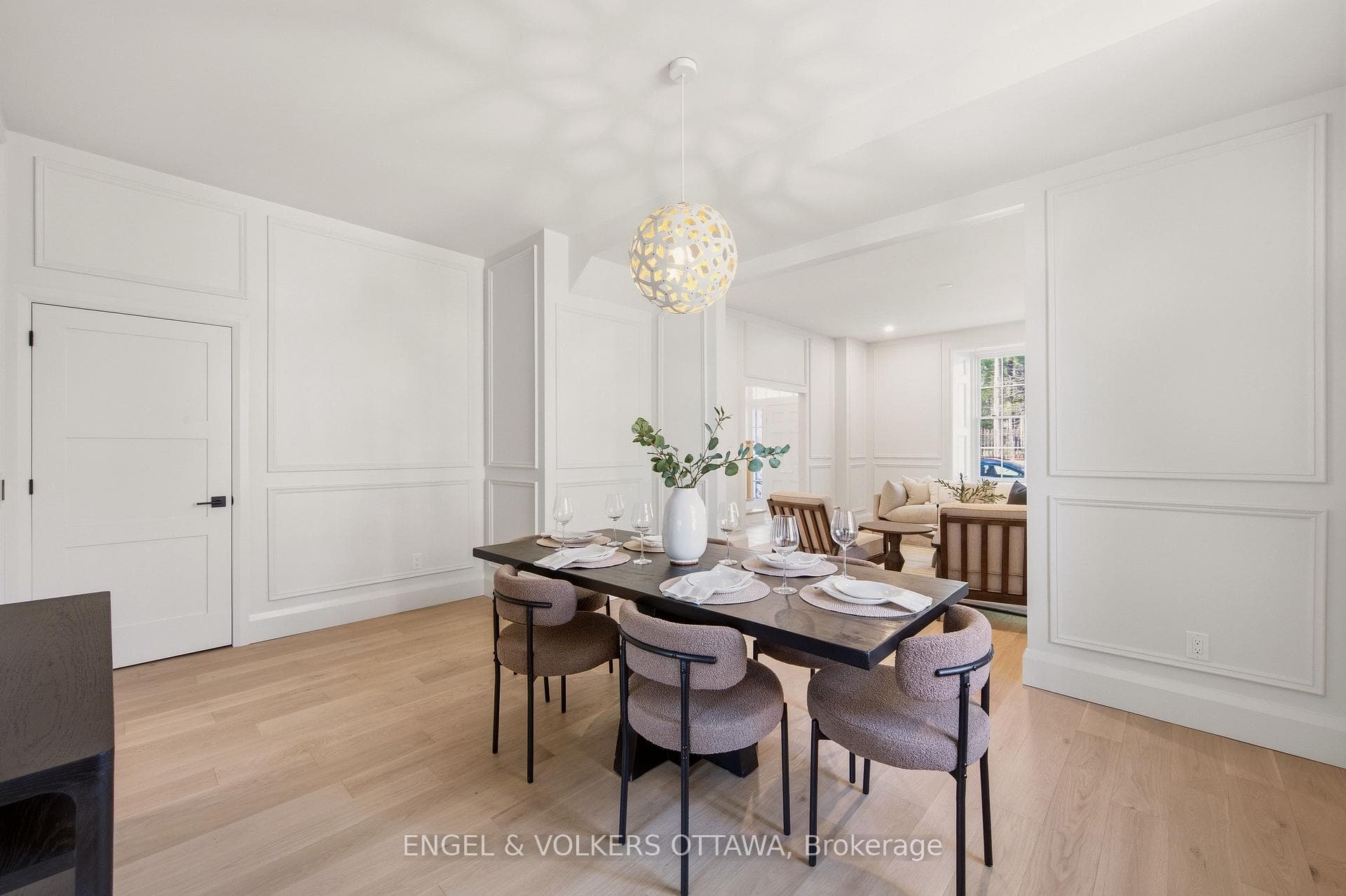 35 MacKay Street photo 13