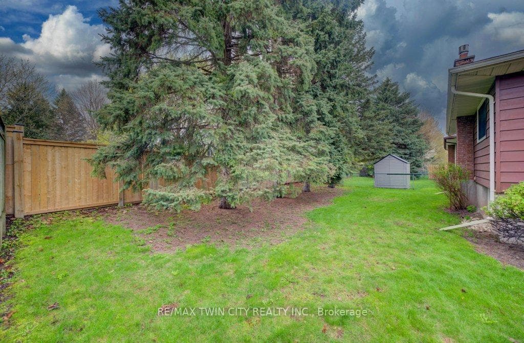 467 Redfox Road photo 41
