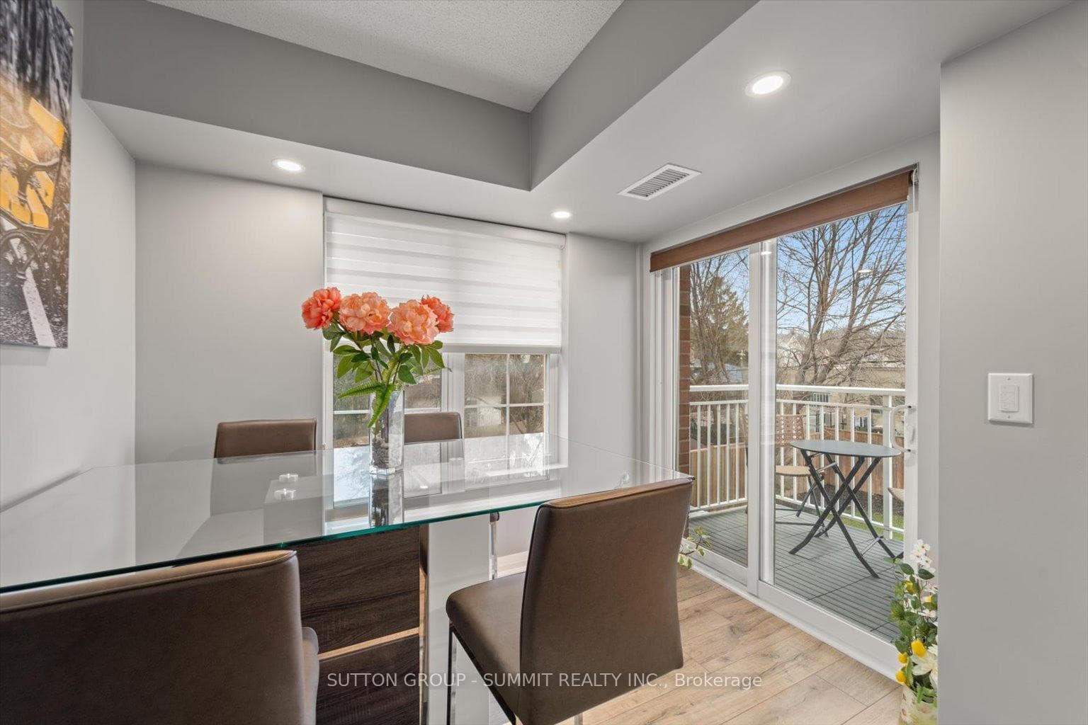 35 Hunt Avenue Unit 206 photo 18