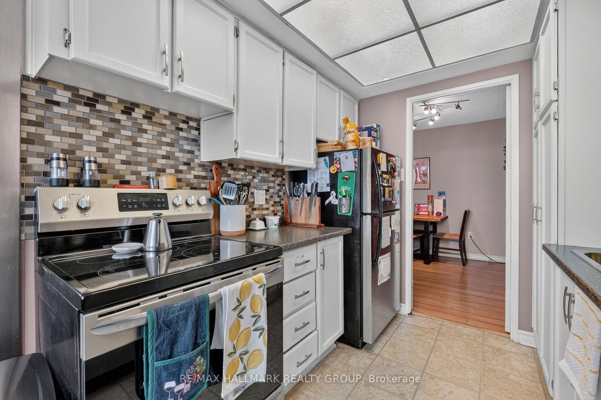 530 Laurier Avenue Unit 1907 photo 18