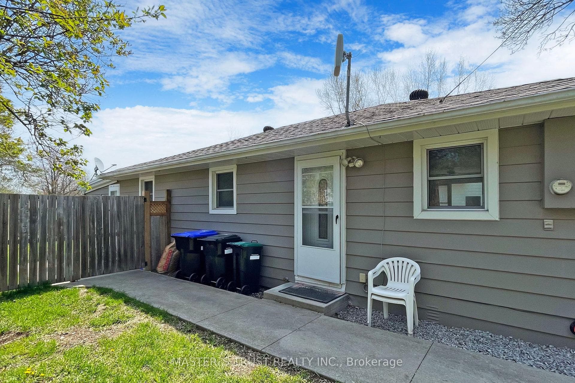 3965 Hilltop Road photo 31