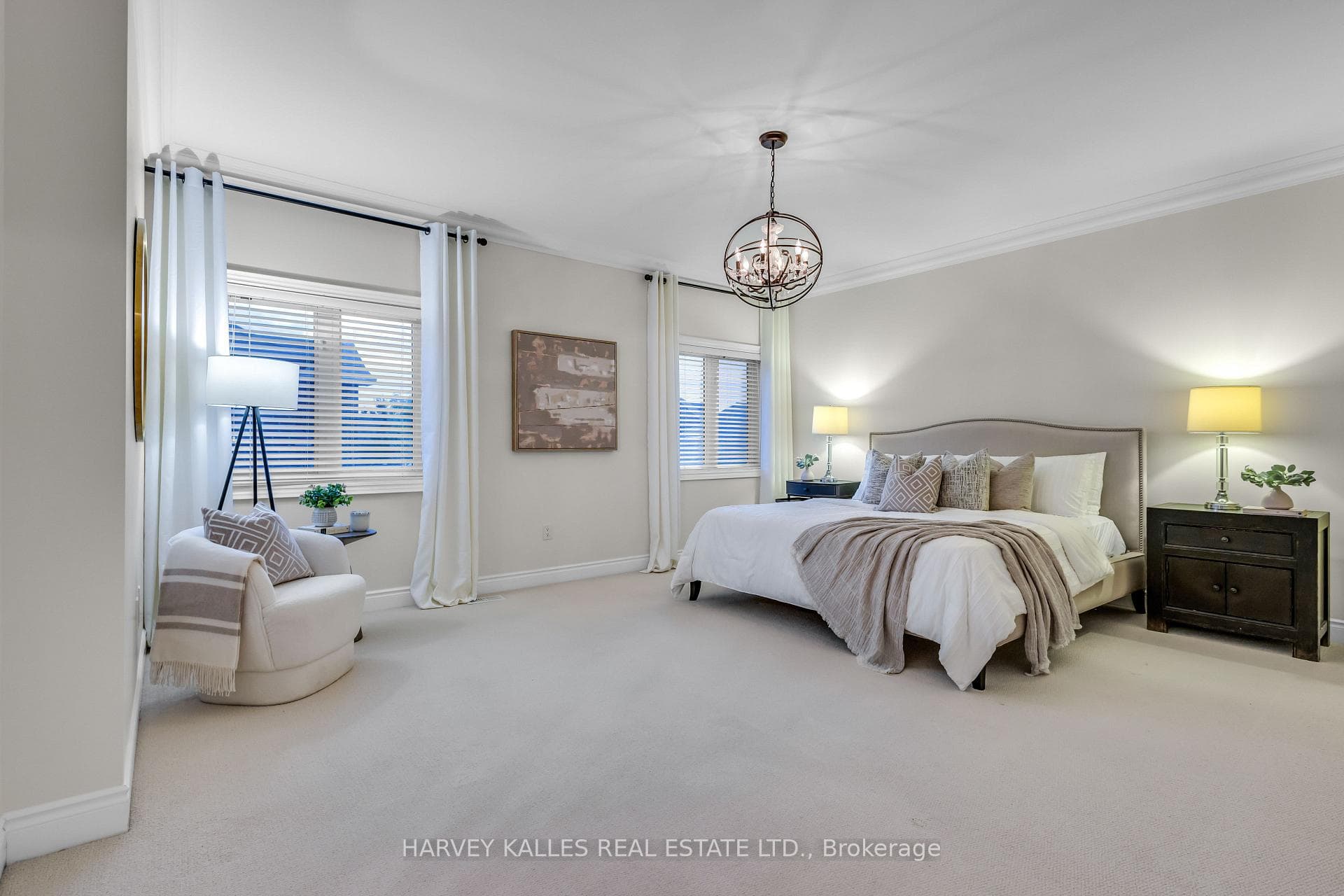 Huge Primary Bedroom