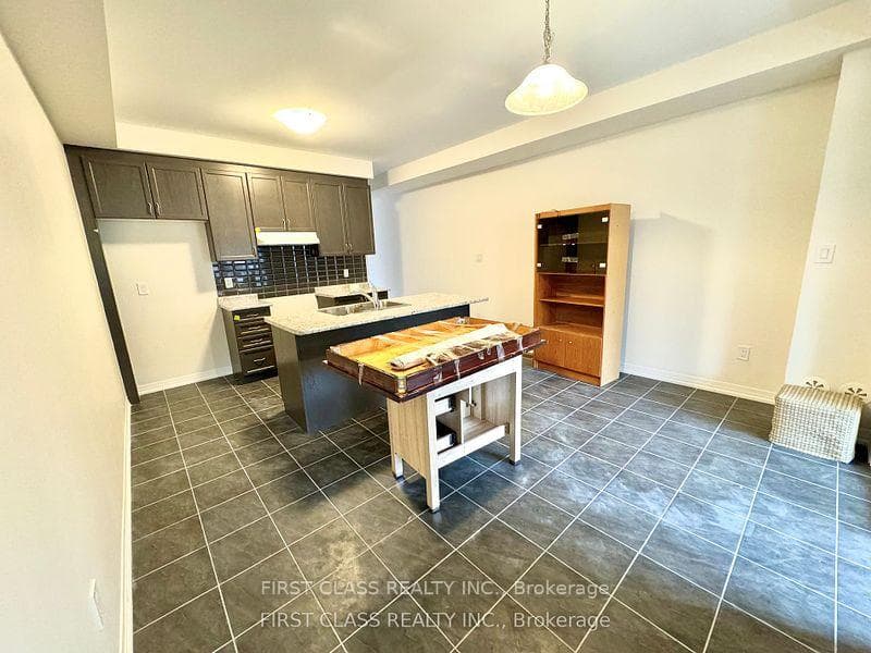 6 Sissons Way photo 14