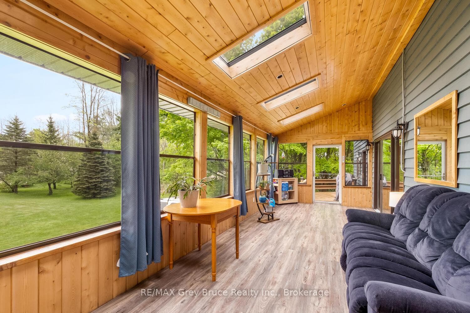 1033 Bruce Road 9 N/A photo 15