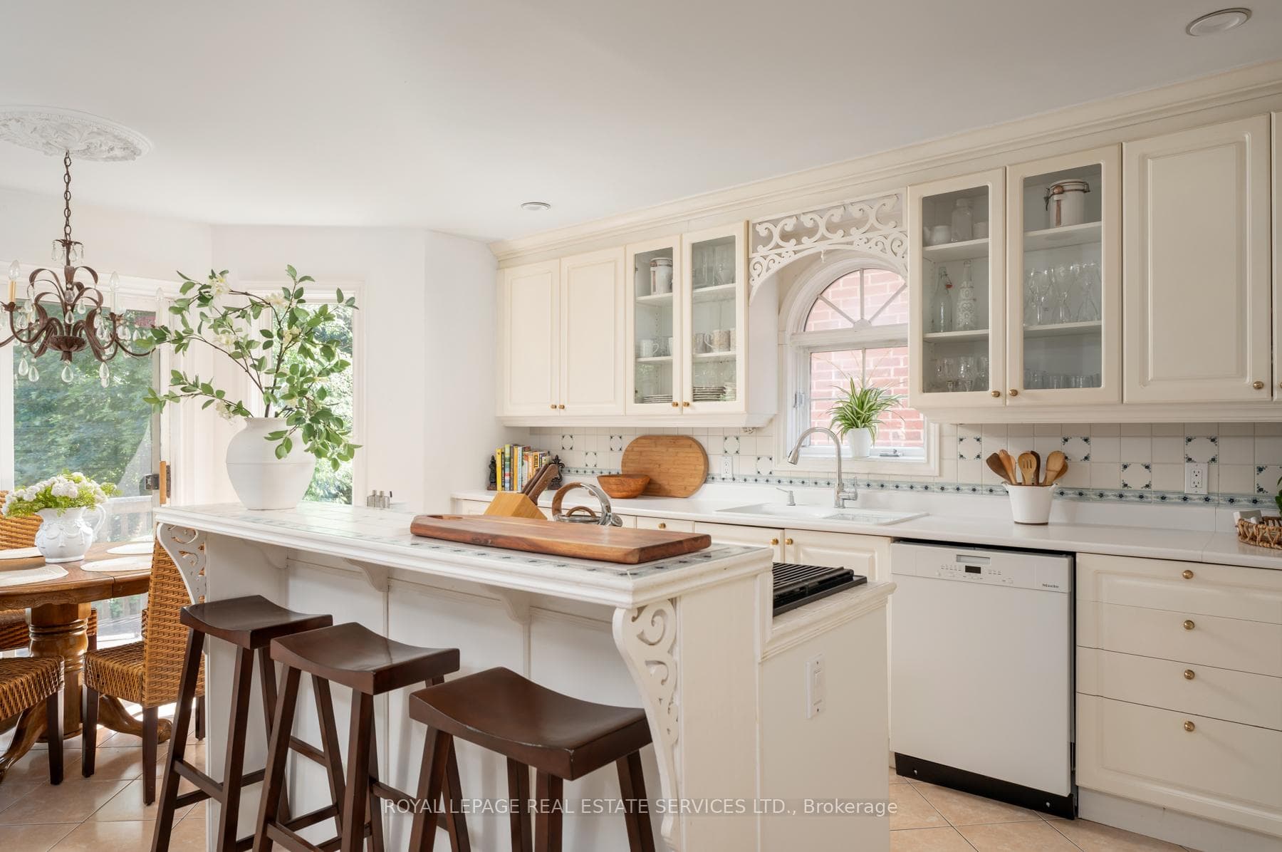 33 Lynnhaven Road photo 18