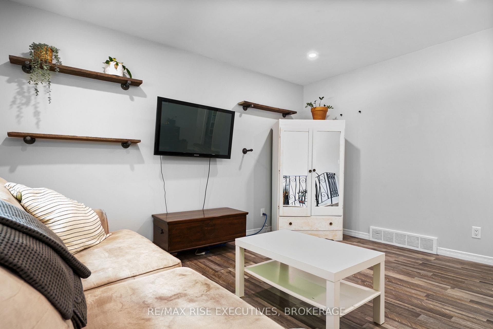 3326 Van Order Road photo 12