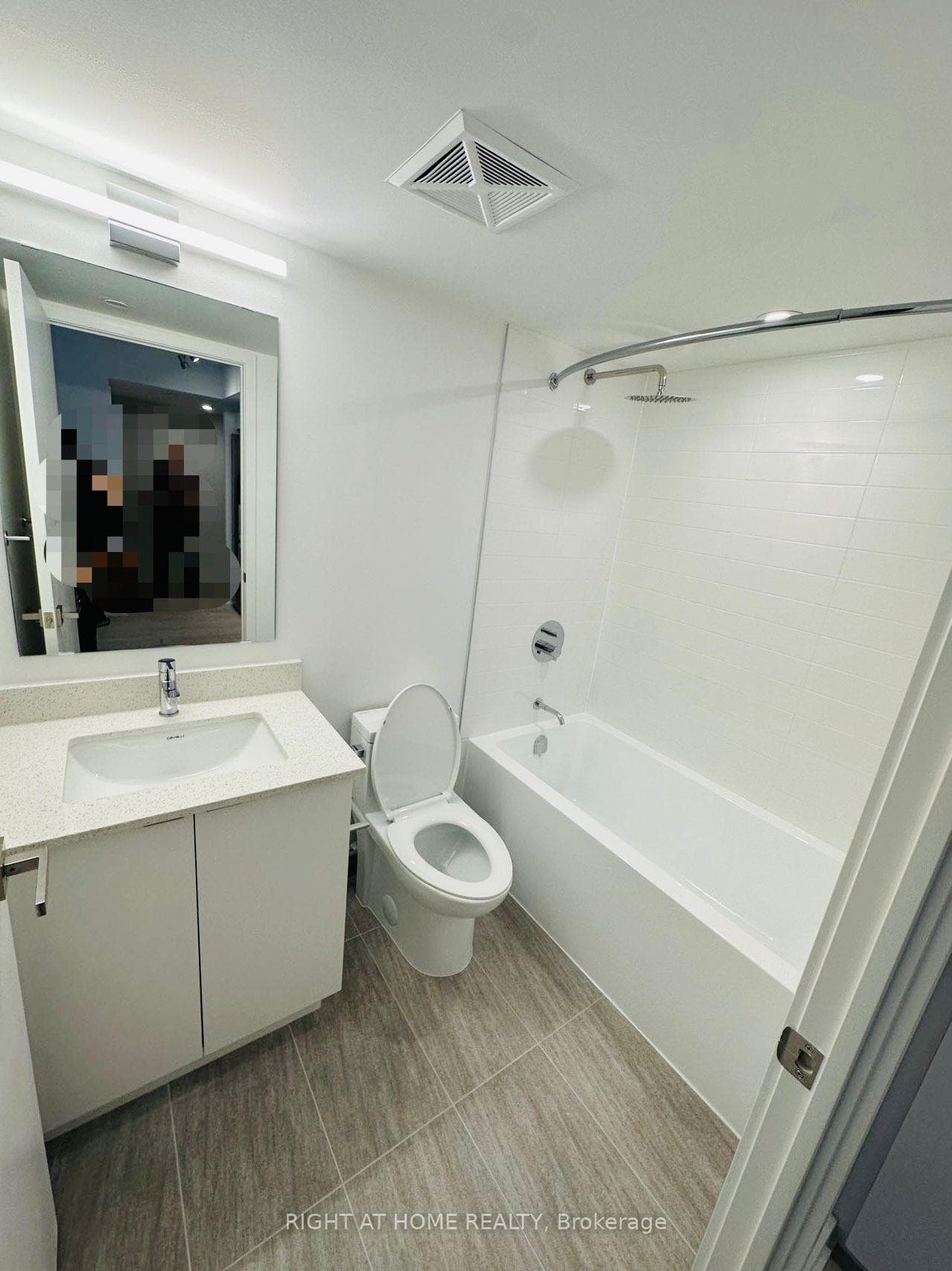 30 Tretti Way Unit 631 photo 7