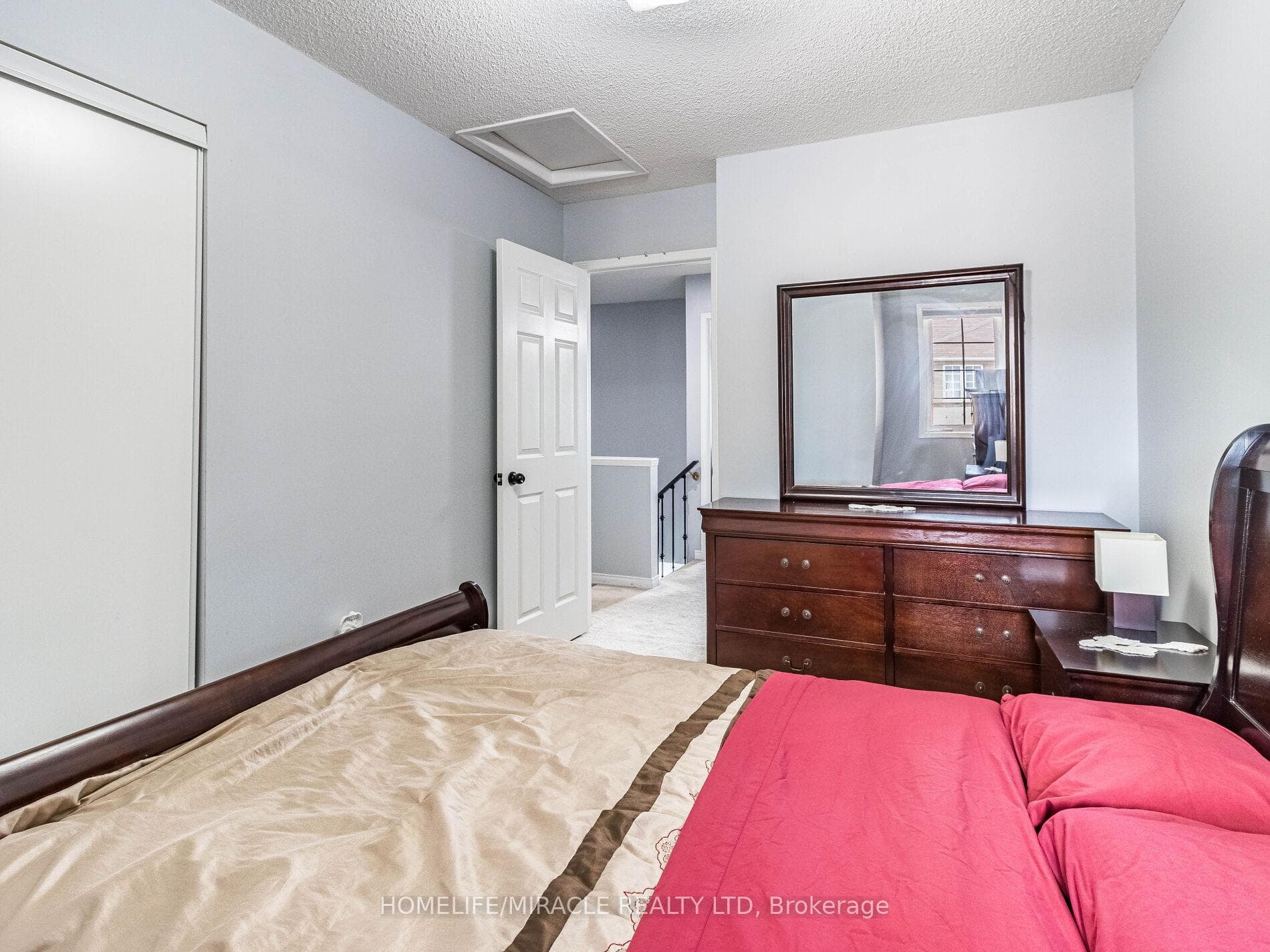 3360 Redpath Circle photo 40