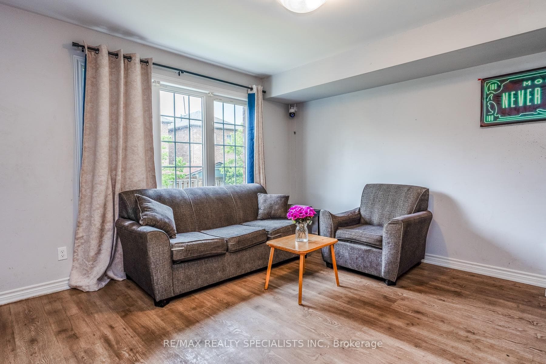 246 Penetanguishene Road Unit 11 photo 9