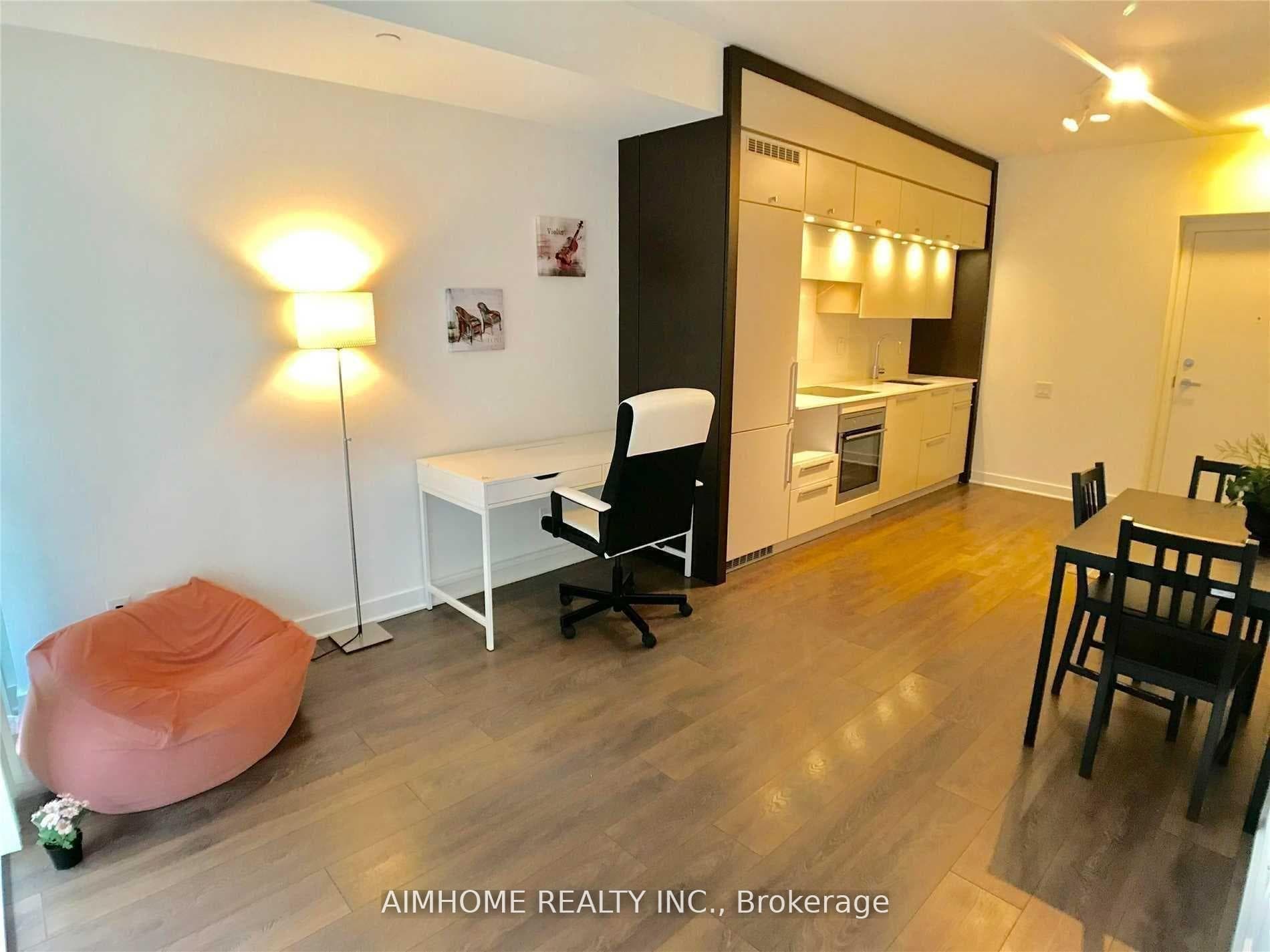 15 Grenville Street Unit 507 photo 8