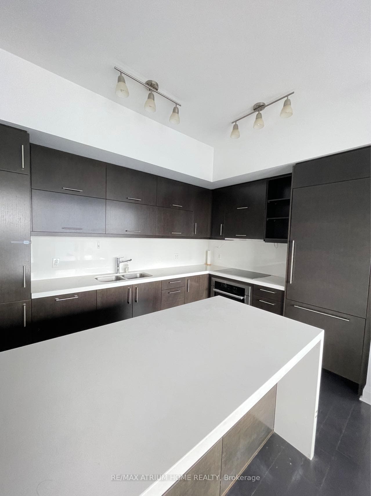 65 St Mary Street Unit 4001 photo 9