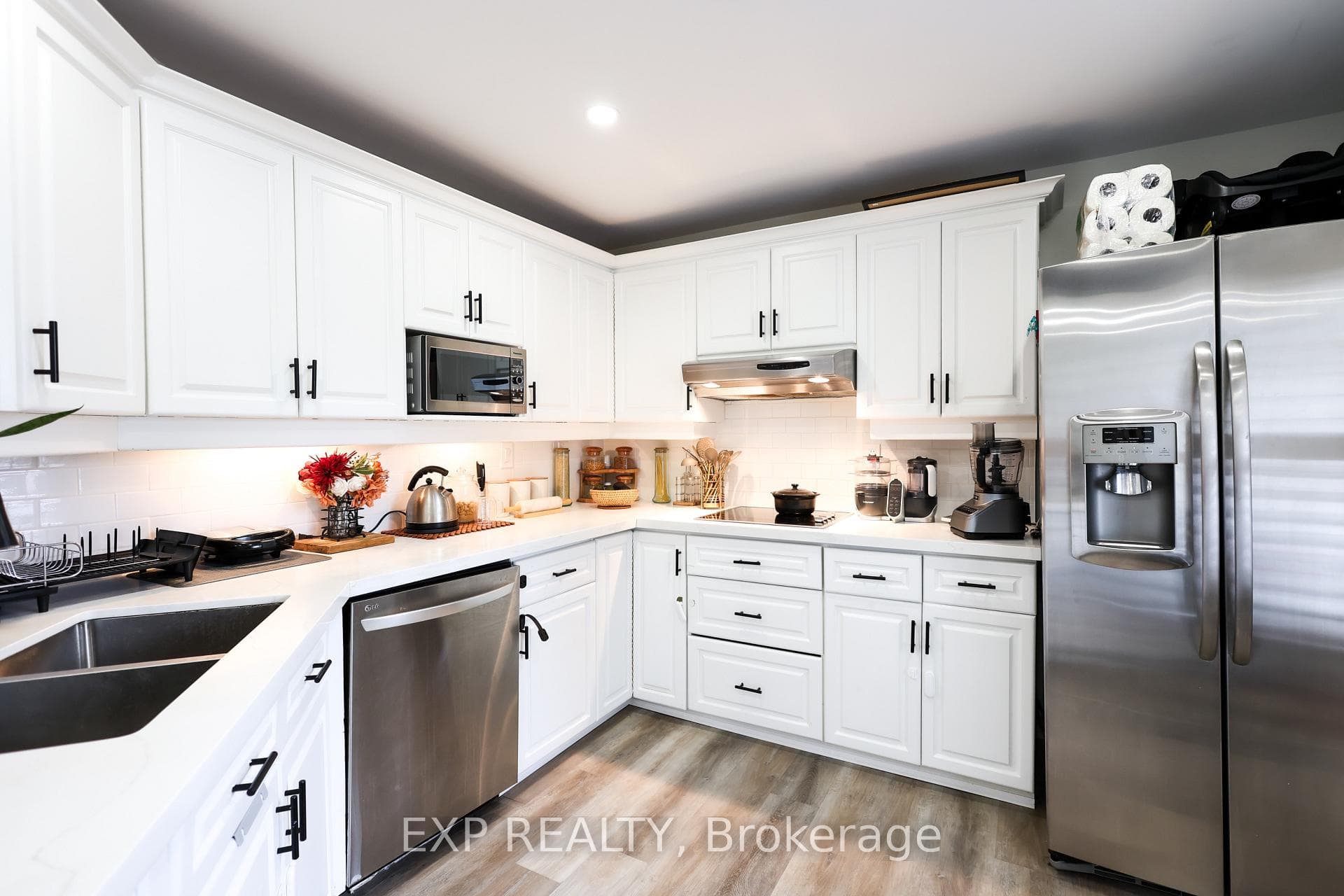 111 Balsam Avenue Unit Upper photo 10