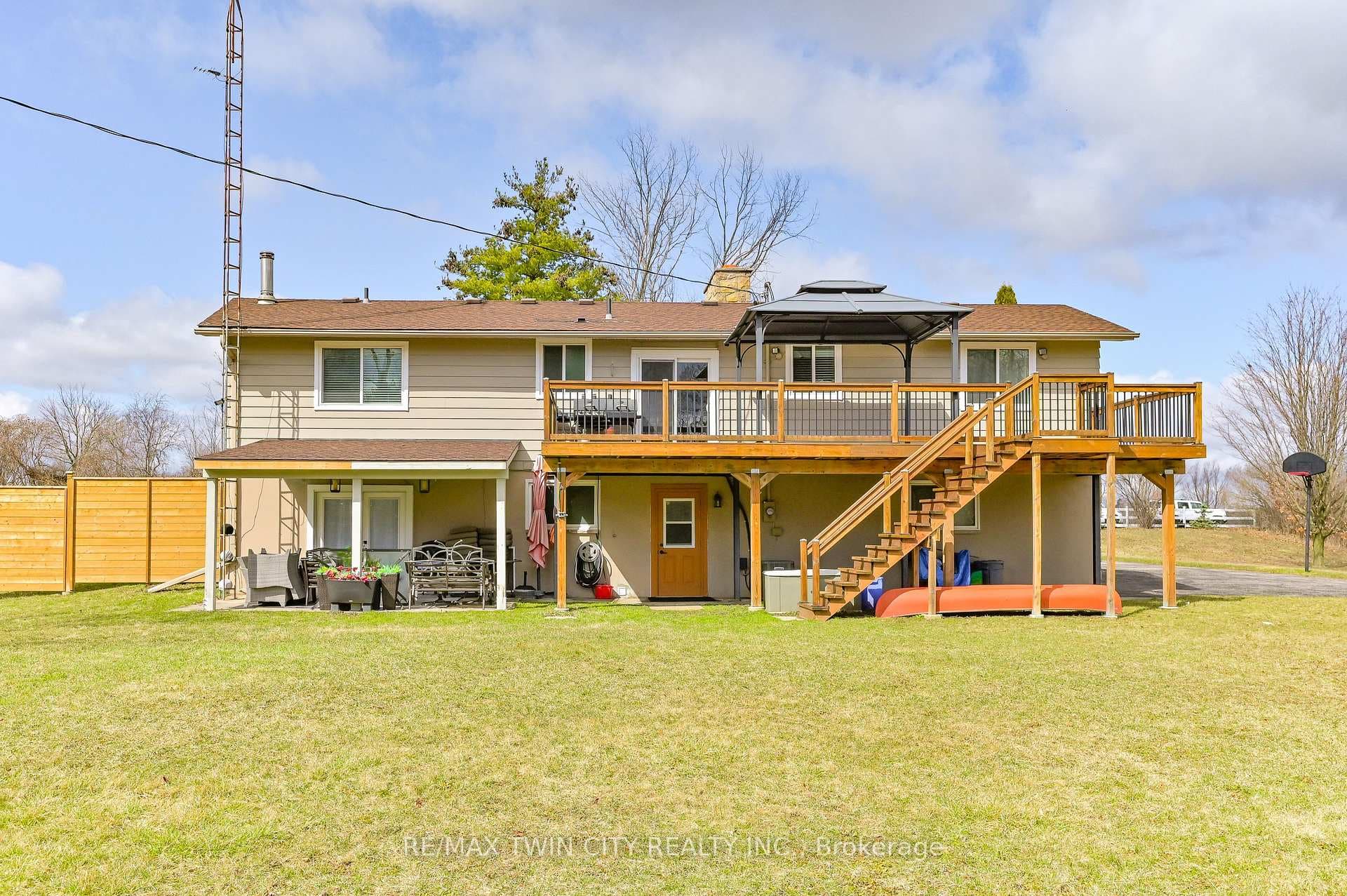 6725 Ellis Road photo 28