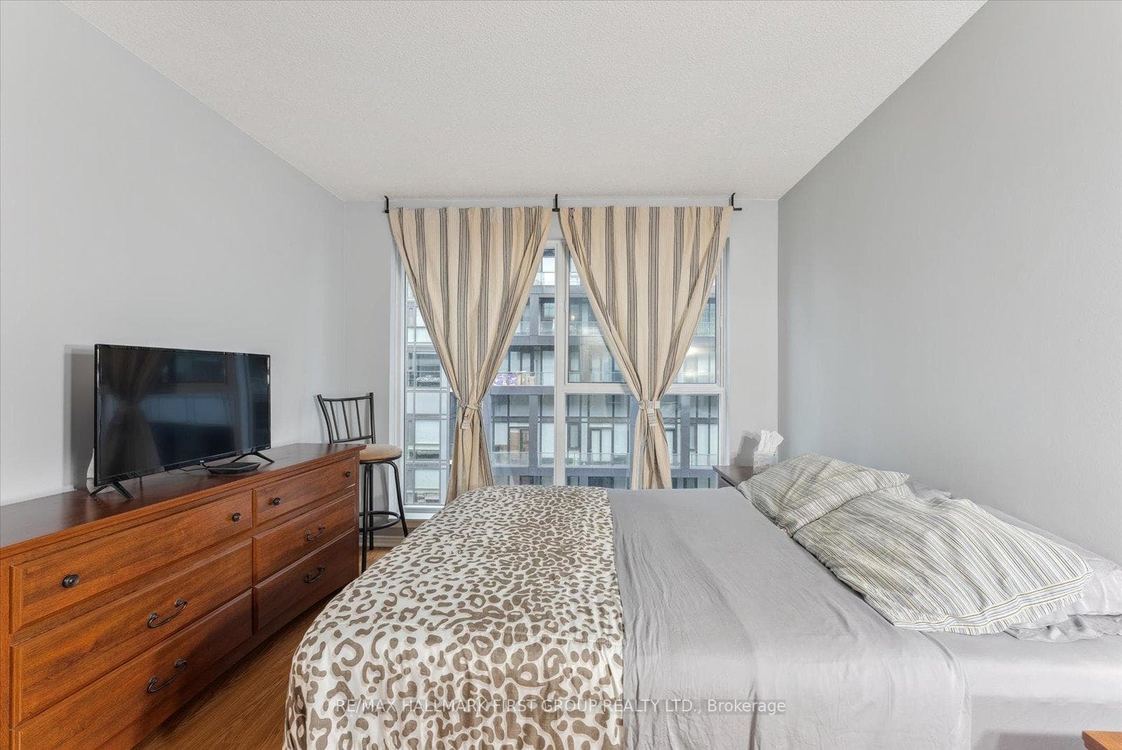 222 The Esplanade N/A Unit 713 photo 20