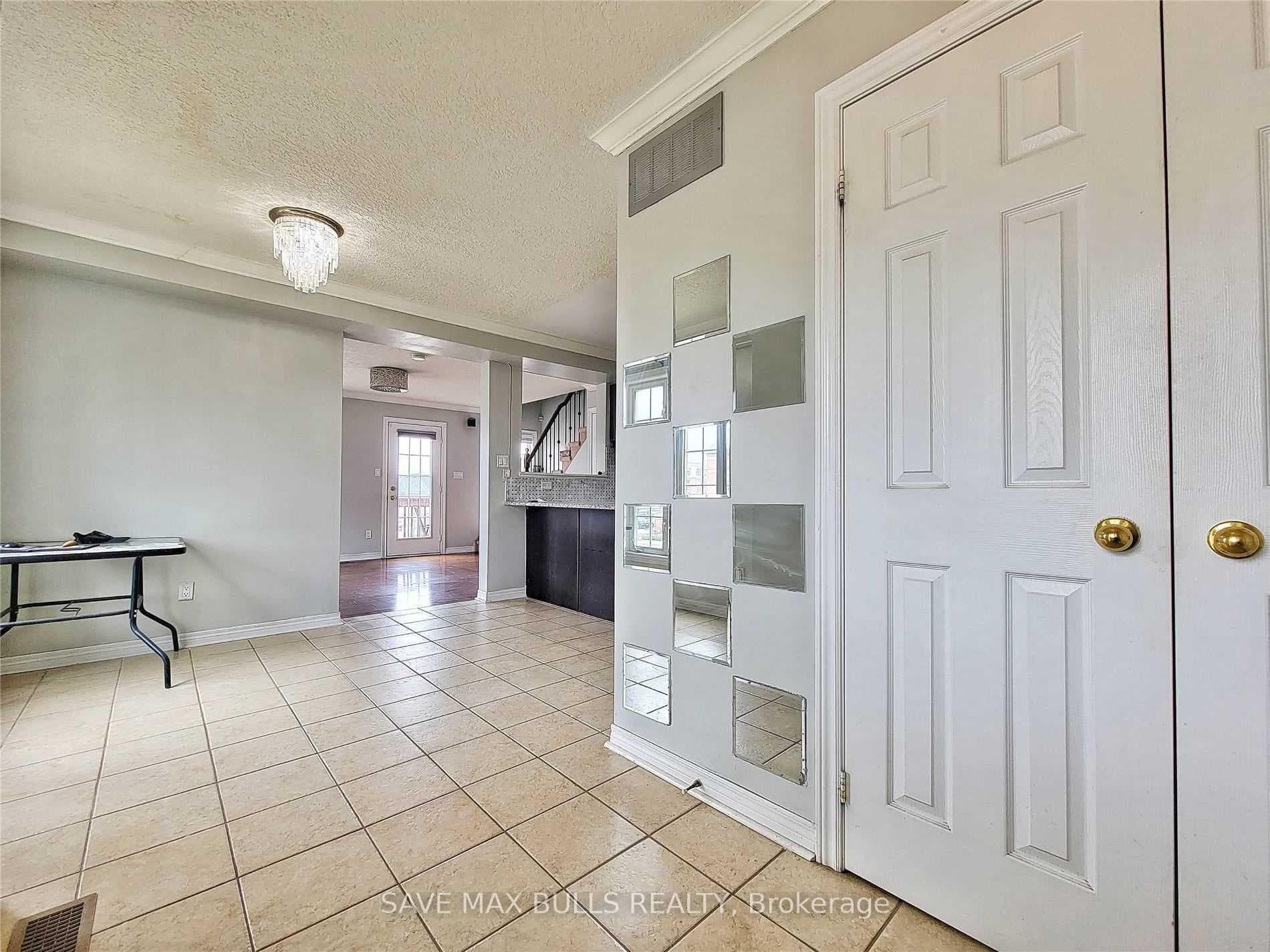 1165 Ormond Drive Unit 81 photo 10