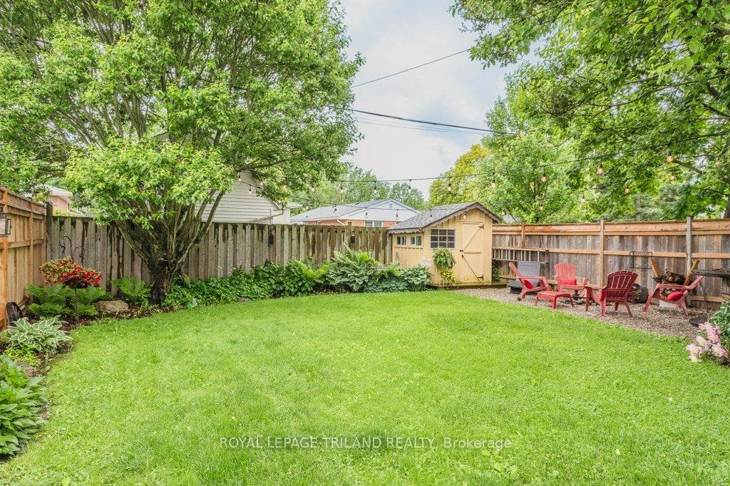 111 Myrtle Street photo 26
