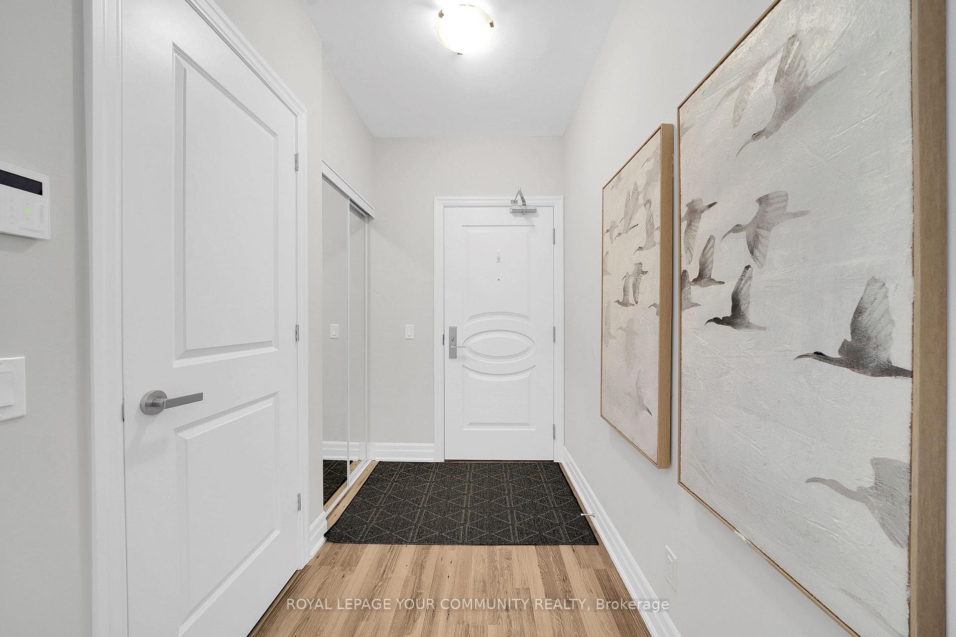 9075 Jane Street Unit 1908 photo 3