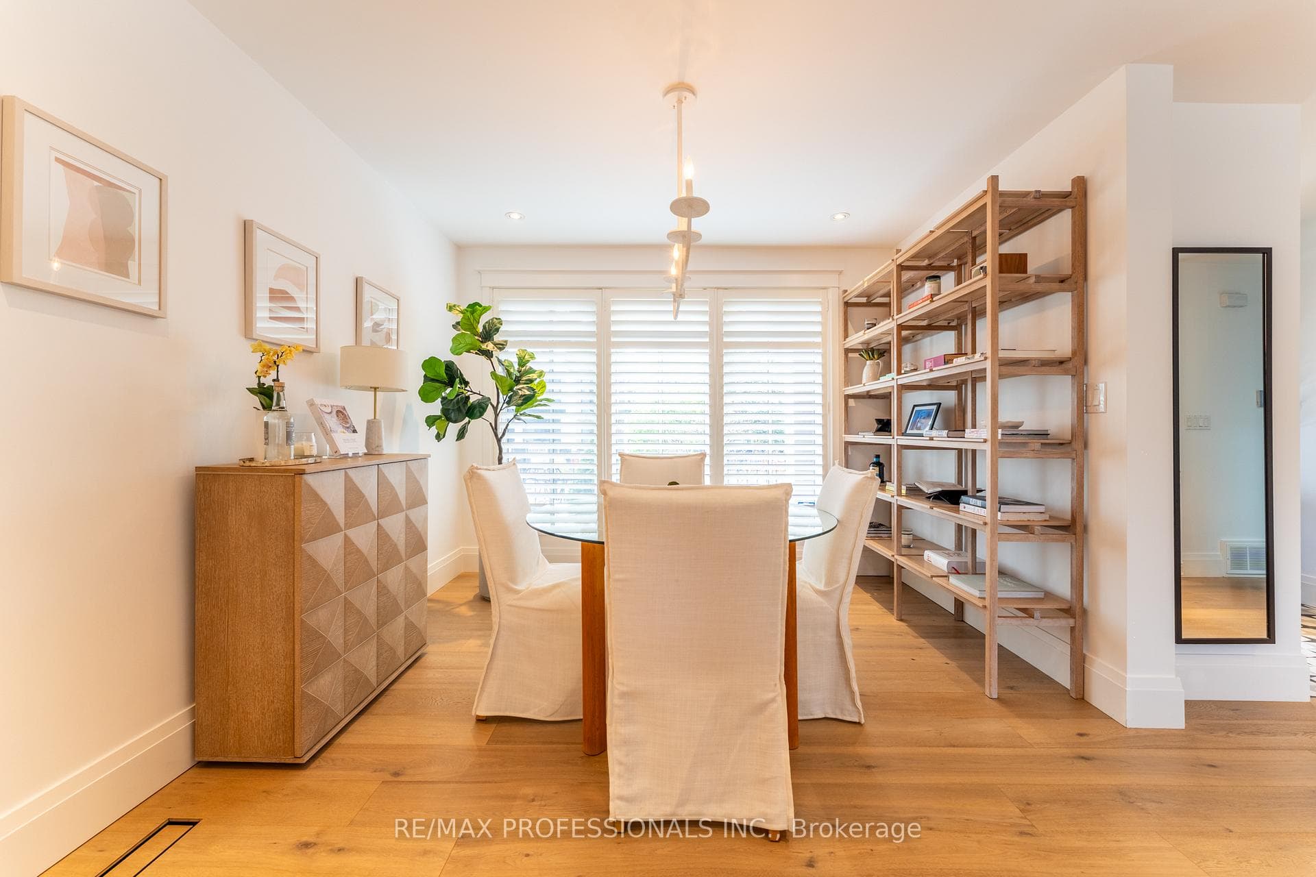 1326 Stanbury Road photo 18