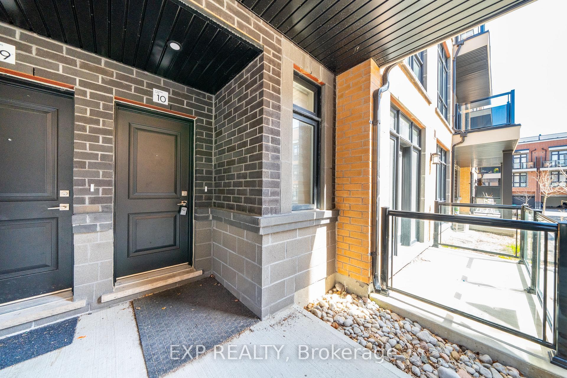 6 Sayers Lane Unit 10 photo 7