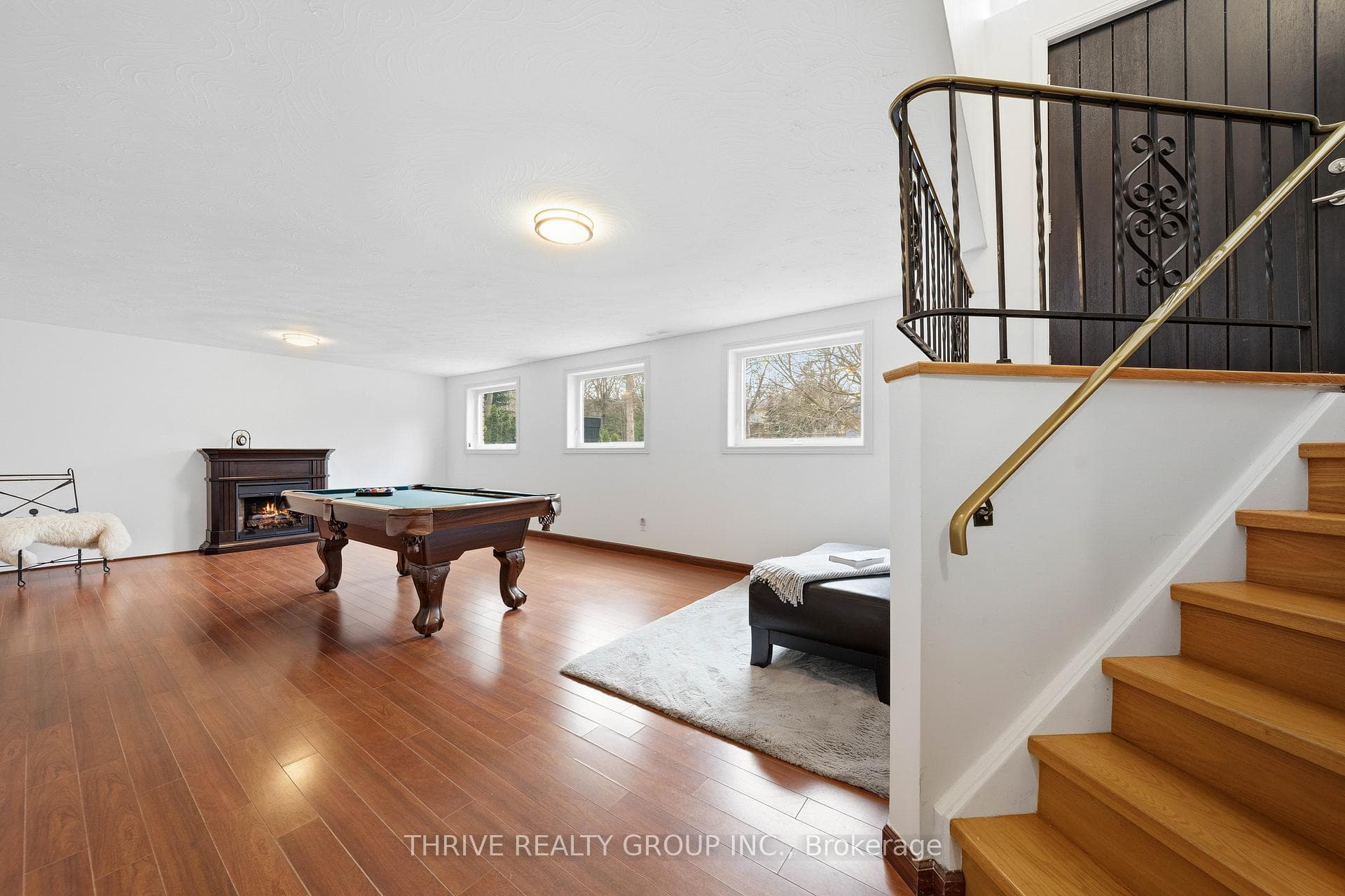 688 Westmount Hill Drive photo 27